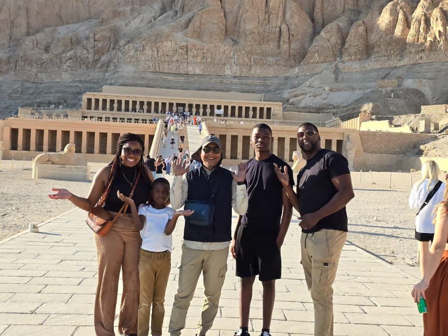 From Cairo: Trip to Luxor By Flight and King Tut Tomb Visit - Timing, heat, shopping stops, and return flights