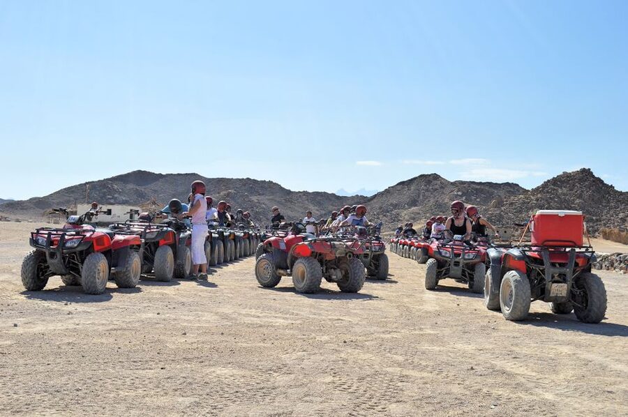 From El Gouna: Dry Canyon Quad Bike Morning Tour - Riding 40 kilometers through the desert