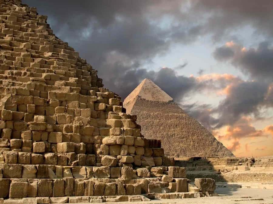 From Giza: Day tour to Giza Pyramids Tour with Pickup - The Great Pyramid: the main event