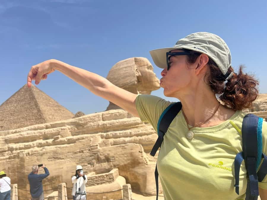 From Hurghada: Cairo and Giza Highlights Full-Day Tour - Lunch and the Egyptian museum choice