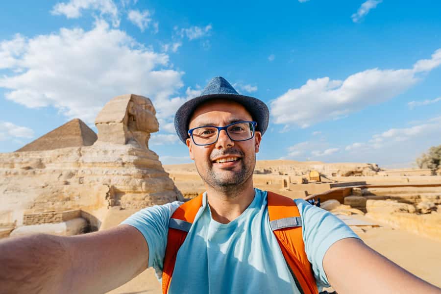 From Hurghada: Pyramids & Museum Small Group Tour by Van - The real cost of a Cairo day from Hurghada