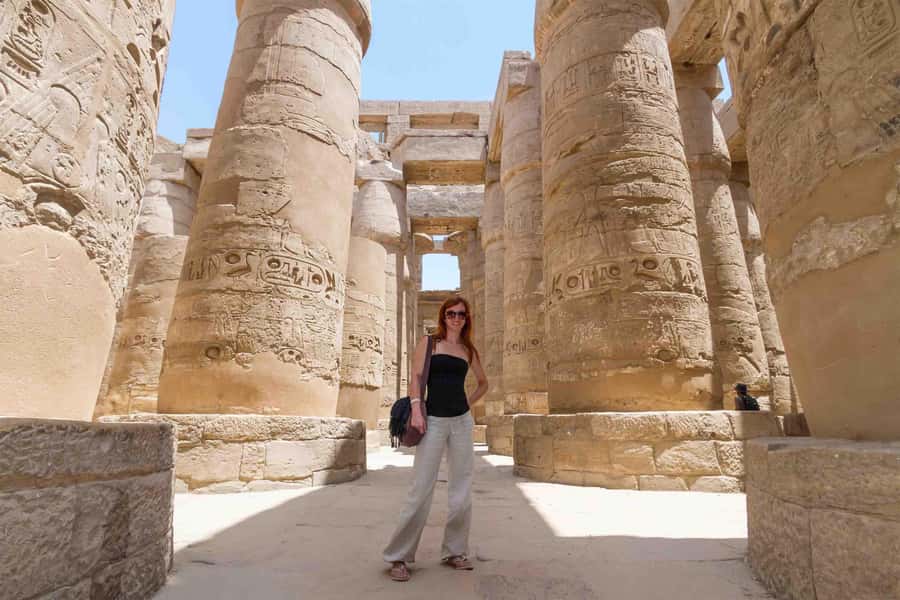 From Luxor: Guided Tour to East or West Banks with Lunch - The Colossi of Memnon and a quick photo stop