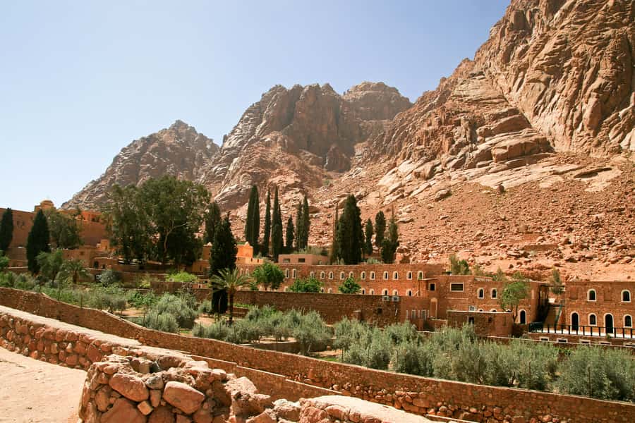 From Sharm: Mount Moses Trekking, Sunrise & Monastery Visit - The final 750 steps require patience