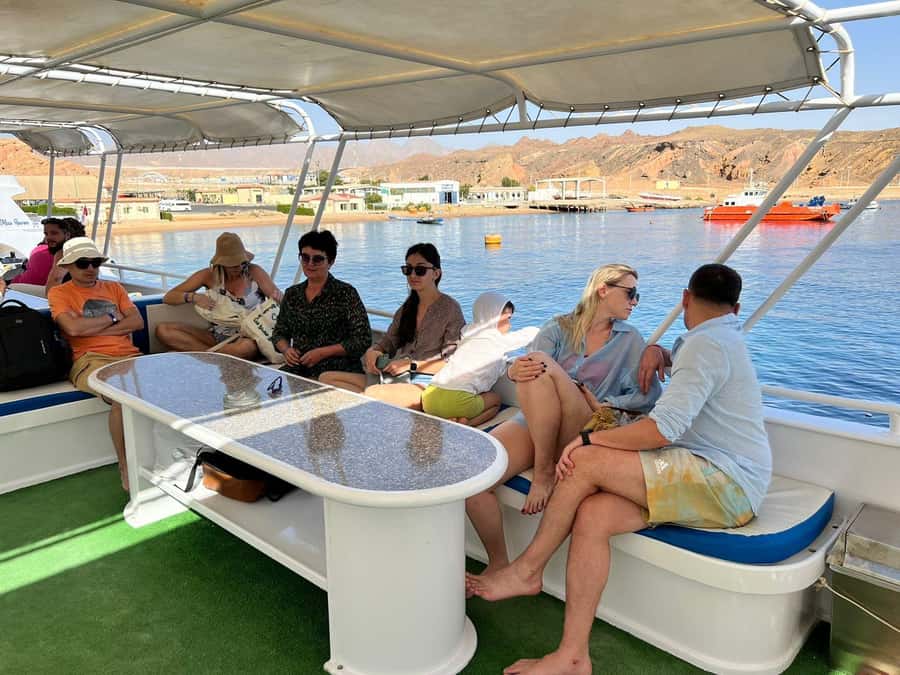 From Sharm: Ras Mohammed Cruise with Island Visit and Lunch - Reef snorkeling at Ras Mohammed