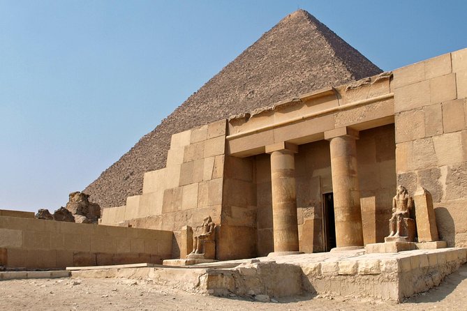 Full-Day Giza Pyramids, Egyptian Museum and bazaar Private Tour - Spending two and a half hours at the Egyptian Museum