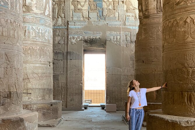 Full Day Private Luxor East & West Bank Tour With Egyptian Lunch - Karnak Temple, two hours among giant columns