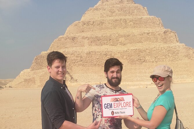 Full Day Tour Giza Pyramids, Sphinx, Saqqara &Dahshur Pyramids - Guide quality and the private format