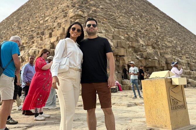 Full Day Tour in Pyramids and Egyptian Museum - The guide and driver make the difference