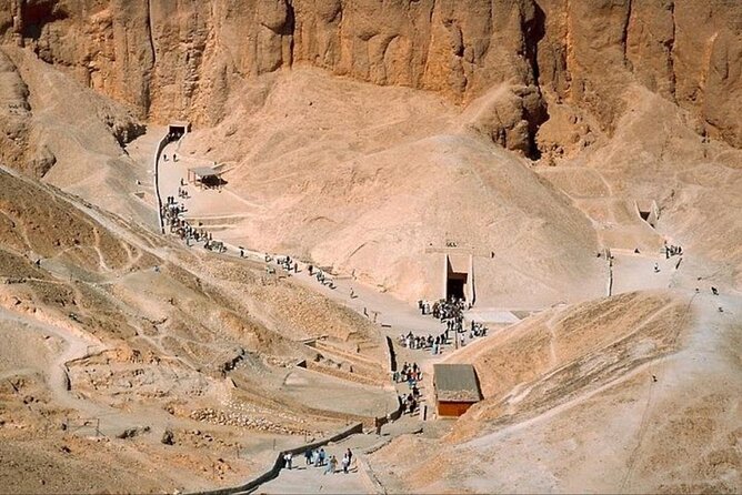 Full Day Tour of Luxor West Bank Temples and Tombs (Private) - The Colossi of Memnon: a brief final stop