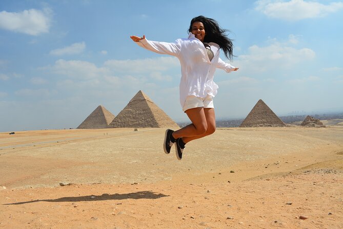 Full Day Tour Pyramids of Giza, Sakkara and Memphis From Cairo - Giza, where the day reaches its peak