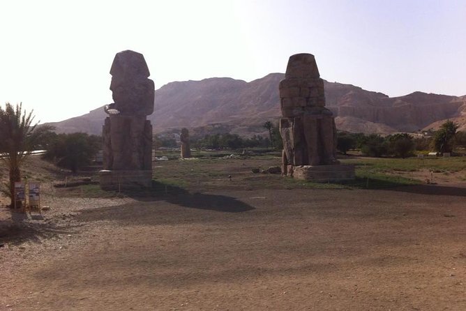 Full-Day Tour to East and West Banks of Luxor - The Valley of the Kings: tombs, color, and extra cost