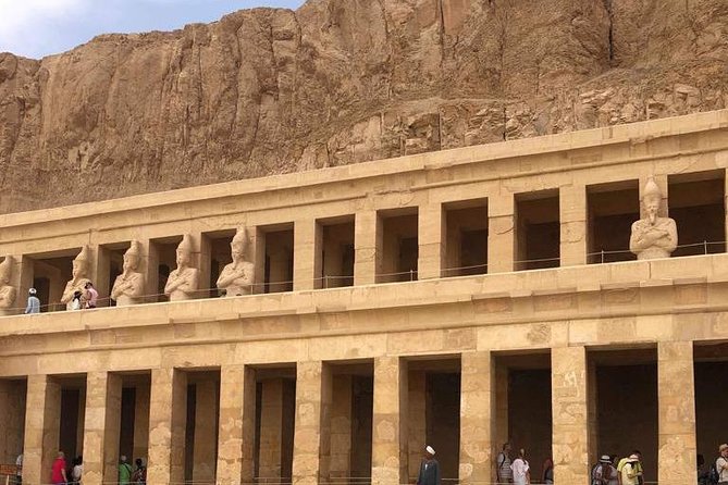 Full Day Tour to East and WestBanks of Luxor (Private) - Luxor Temple and the city’s central monument