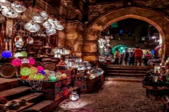 Full Day Tour to Giza Pyramids, Sphinx, Egyptian Museum, Khan el-Khalili Bazaar - Price, upgrades, and what you receive