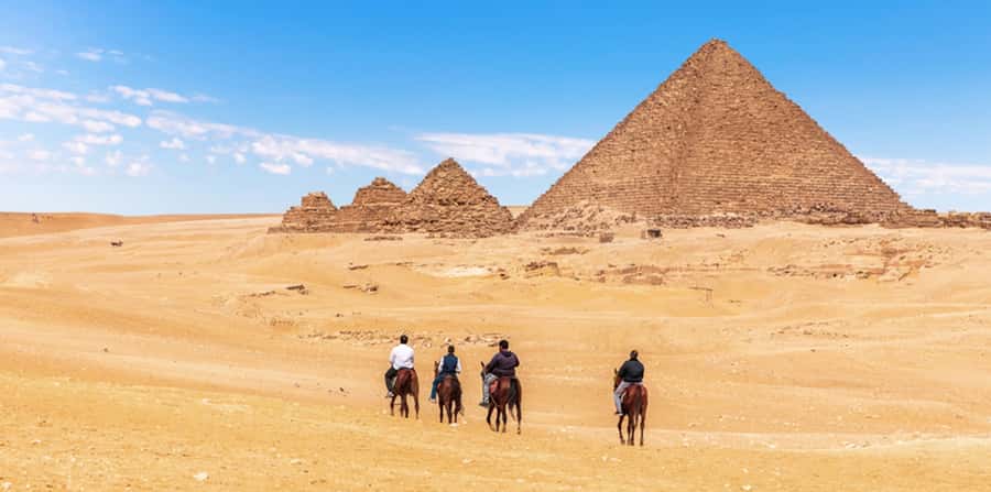 Giza: Arabian Horse Tour Around the Giza Pyramids - What the $20 price really buys