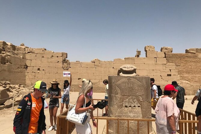 Giza Great Pyramids & National Museum of Egypt Full Day Trip - Three hours inside the Egyptian Museum