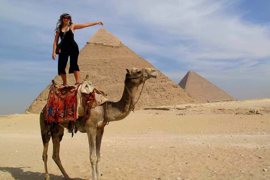 Giza Pyramids and Sphinx: Half-Day Private or Group Tour - Seeing Cheops, Chephren, and Mykerinos