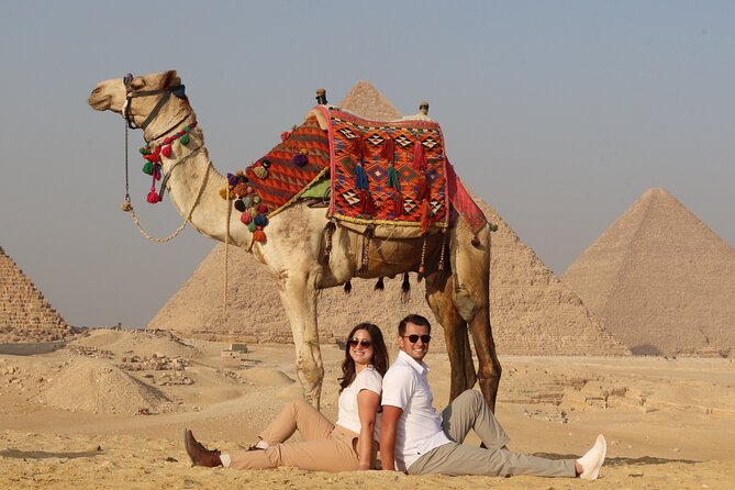 Giza pyramids, sphinx , panorama pyramids & shopping tour - The Sphinx adds a different kind of drama
