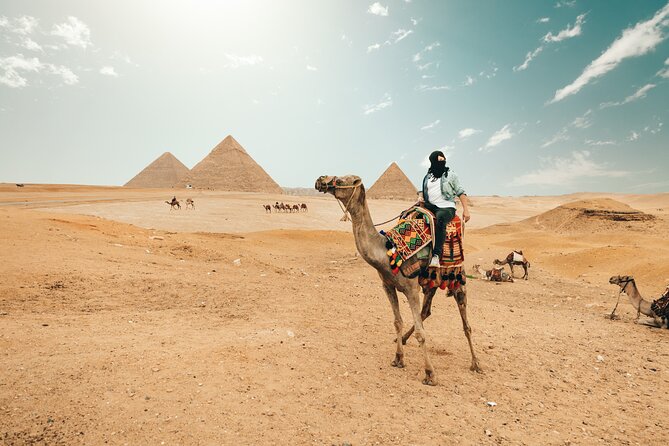 Giza Pyramids , Sphinx ,Saqqara and Memphis Private Tour - Khafre, Menkaure, and the best views