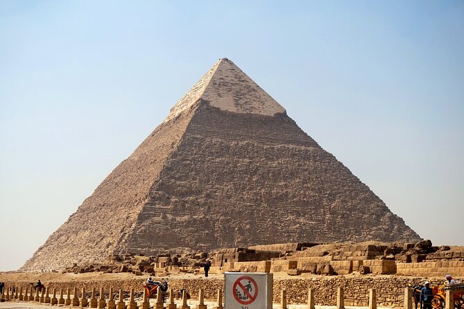 Giza Pyramids & The Sphinx with ATV Quads, Shopping and Camels - Shopping without losing control of the day