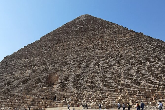 Giza Pyramids with (GEM) Grand Egyptian Museum - Why this pairing works so well in Cairo