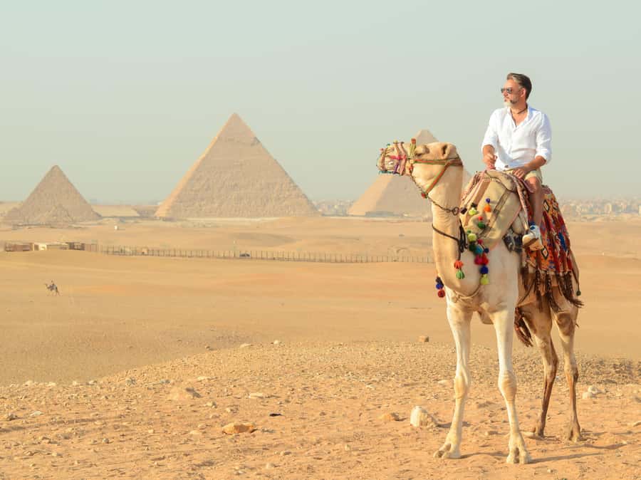 Giza Sunrise Pyramid Guided Tour With Camel Ride & Breakfast - Why the 5 AM start is worth the alarm