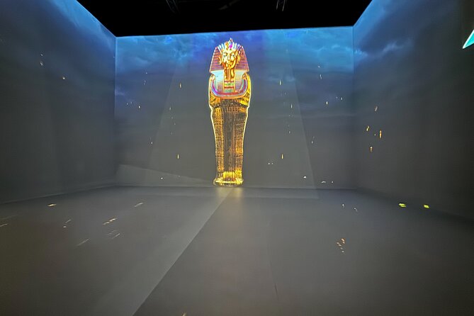 Grand Egyptian Museum and Pyramids of Giza Private Tour - The Sphinx and Valley Temple