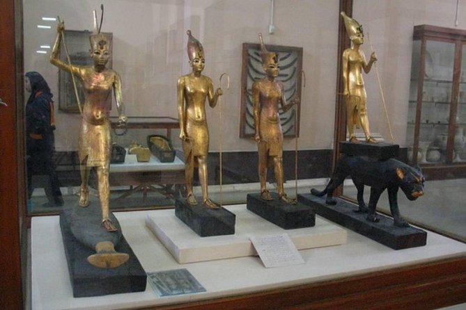 Guided Half Day Tour to Egyptian Museum in Cairo - Entering the Museum of Egyptian Antiquities