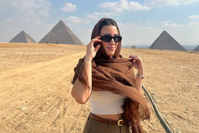 Guided Tour to Giza Pyramids ,Sphinx, Camel & inside the pyramids - Seeing the Giza Pyramids with your own guide