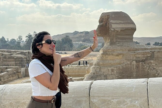 Guided Tour to Giza Pyramids ,Sphinx, Camel & inside the pyramids - Why the private format matters at Giza