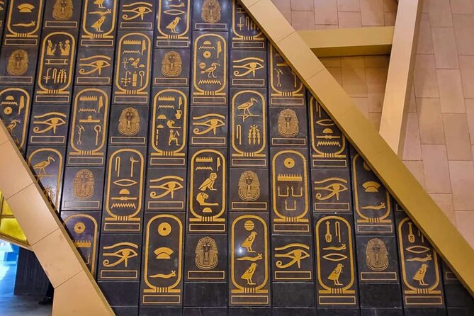 Guided tour to the Grand Egyptian Museum Giza Pyramids with Lunch - Starting at the Giza Pyramids