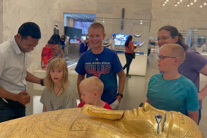 Guided tour to the Grand Egyptian Museum Giza Pyramids with Lunch - Lunch on King Faisal Street