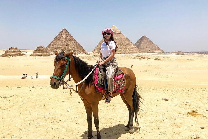 Guided trip to Giza pyramids Sphinx with lunch - The pyramids of Khufu, Khafre, and Menkaure