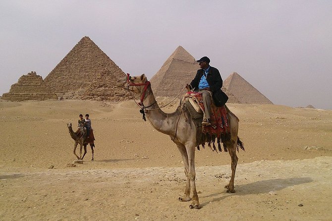 Half-Day Private Giza Pyramids and Sphinx Tour in Cairo - Meeting the Great Sphinx