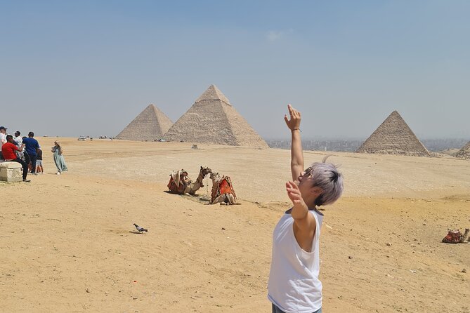 Half Day private guided tour Giza Pyramids,Sphinx,lunch,camel rid - A 25-minute camel ride with pyramid views