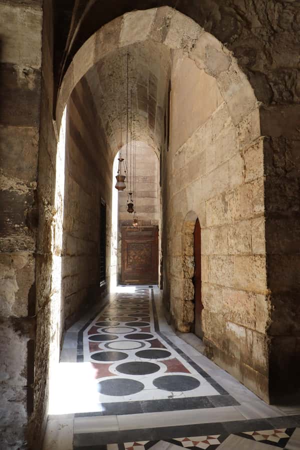 Half Day Tour: El Moez Street, Al Azhar Park and Bazar - Who should book this experience?