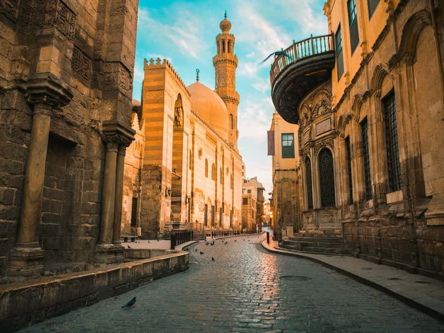 Half Day Tour: El Moez Street, Al Azhar Park and Bazar - Starting from Cairo or Giza