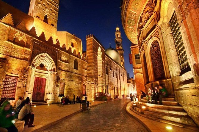 Half Day Tour: El Moez Street, Al Azhar Park and Khan EL Khalili Bazaar - Bab Zuweila and the saddle makers’ market