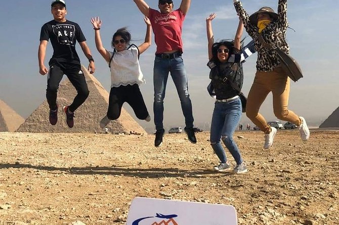 Half Day Tour to Giza Pyramids and Sphinx from Cairo - Meeting the Great Sphinx