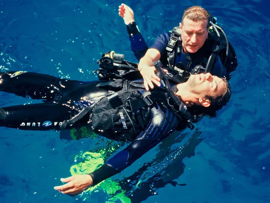 Hurghada: 3-Day PADI Open Water Diving Course - Hotel pickup and the practical side of the course