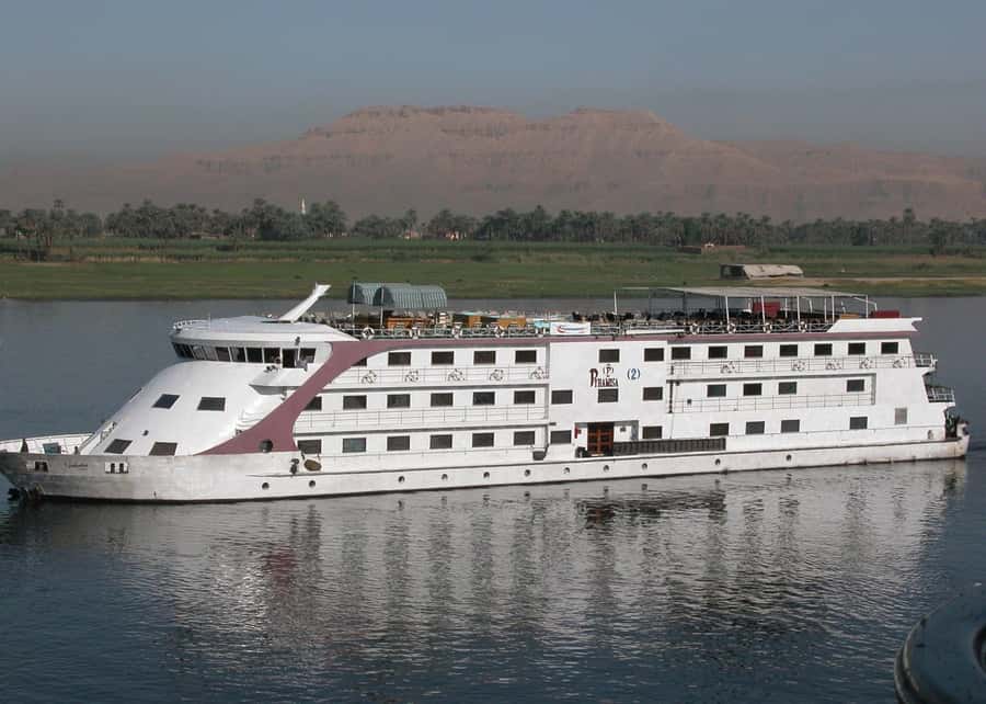 Hurghada: 5 Days Nile Cruise with Guided Tours & Abu Simbel - Day 2: The Valley of the Kings before sailing south