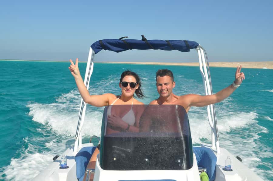 Hurghada: 6 Islands Tour with Dolphin Watching & Snorkelling - Giftun National Park and the first coral reef
