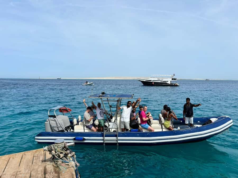 Hurghada: 6 Islands Tour with Dolphin Watching & Snorkelling - How the weather changes the day