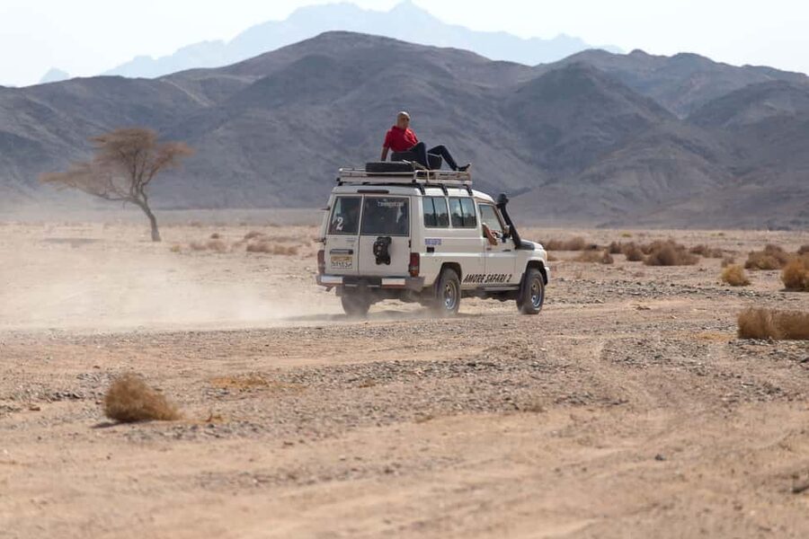 Hurghada: ATV Quad, Jeep and Buggy Safari with BBQ Dinner - Leaving Hurghada for the Sahara