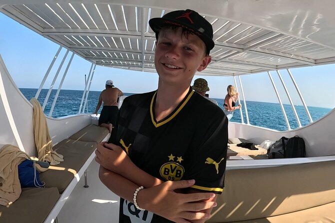 Hurghada Diving Adventure one Day with two Dives Boat Trip - Starting at the Marriott Beach Resort