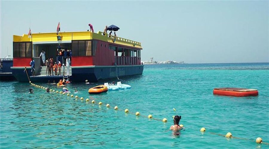 Hurghada: Empire Submarine Boat Trip with Snorkel and Drinks - The first 60 minutes along Hurghada’s coast