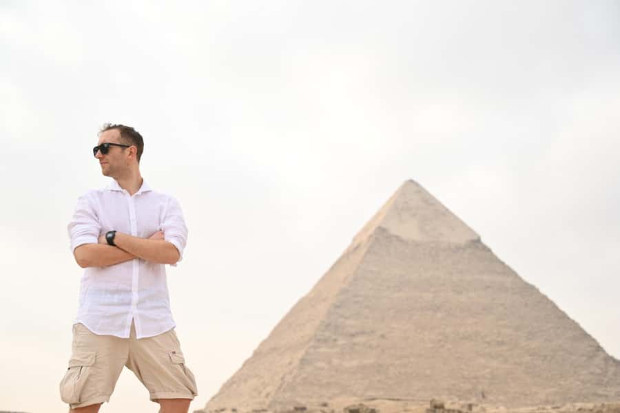 Hurghada: Giza Pyramids, Sphinx, Museum & Old Souq Day Trip - The Sphinx and Valley Temple of Khafre