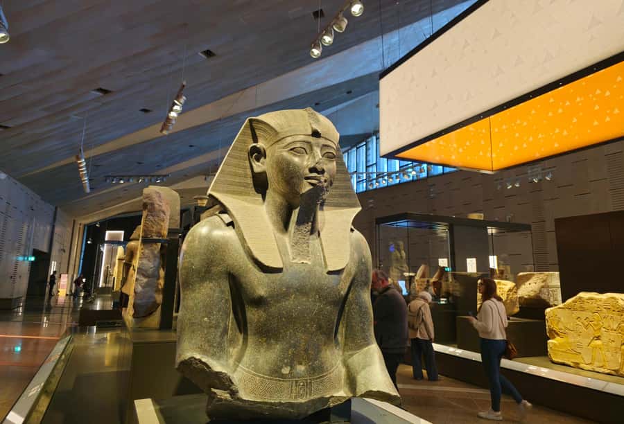 Hurghada: Grand Egyptian Museum, Pyramids & Sphinx Day Tour - The real cost of a Cairo day from Hurghada