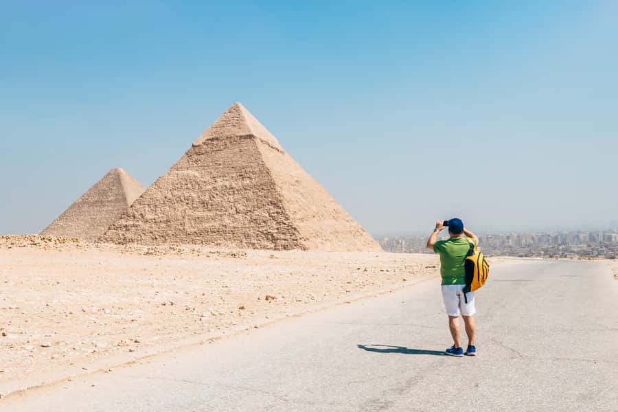 Hurghada: Grand Egyptian Museum, Pyramids & Sphinx Day Tour - The Sphinx and Valley Temple in one compact stop