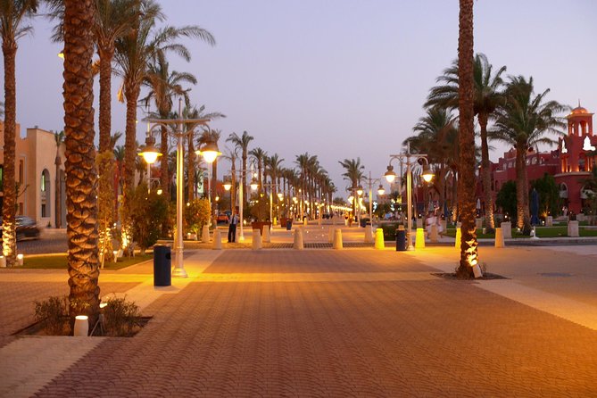 Hurghada: Guided City Highlights Tour with Shopping Stops - Fish market and the working harbor