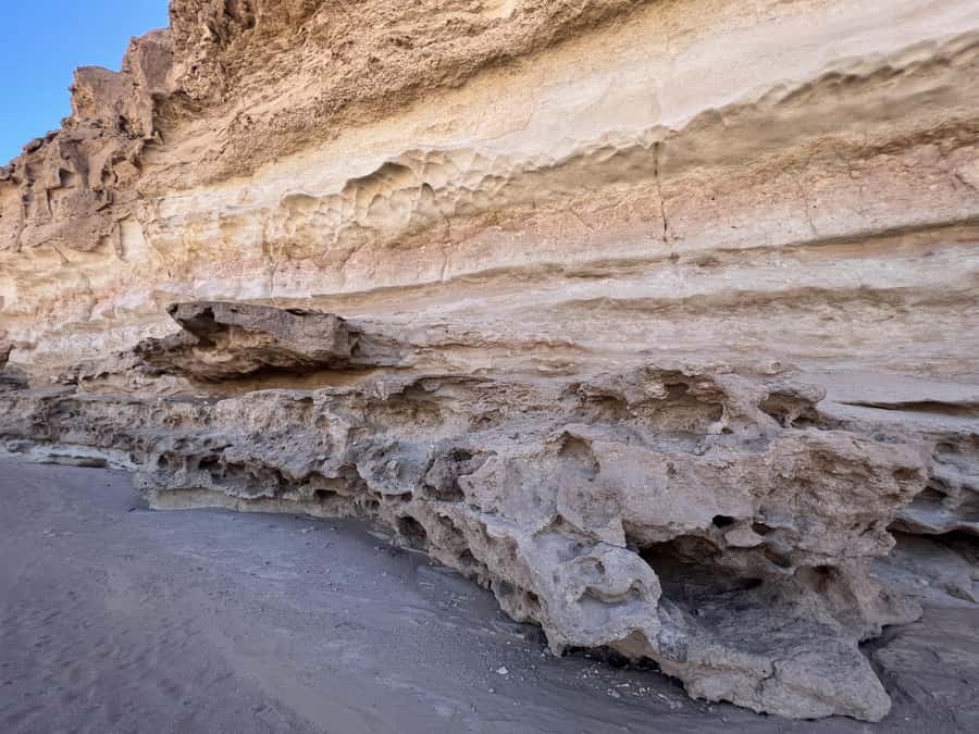 Hurghada: Hiking , dinner & stargazing - An oasis with farm animals and a camel ride